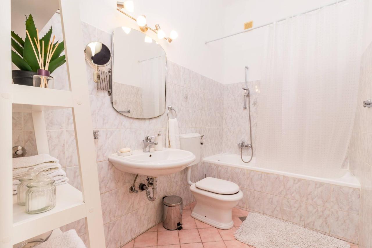Apartman Lussi Pula Zewnętrze zdjęcie