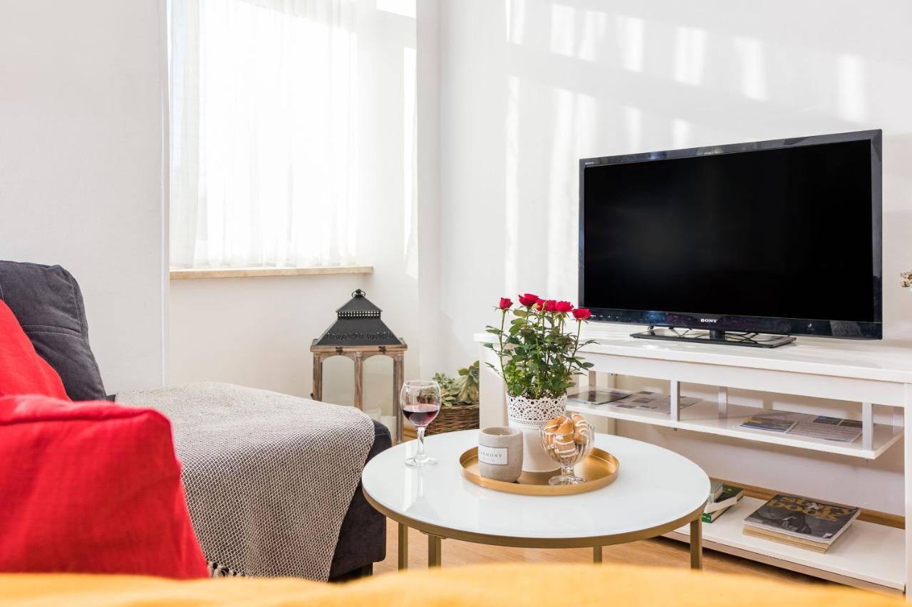 Apartman Lussi Pula Zewnętrze zdjęcie