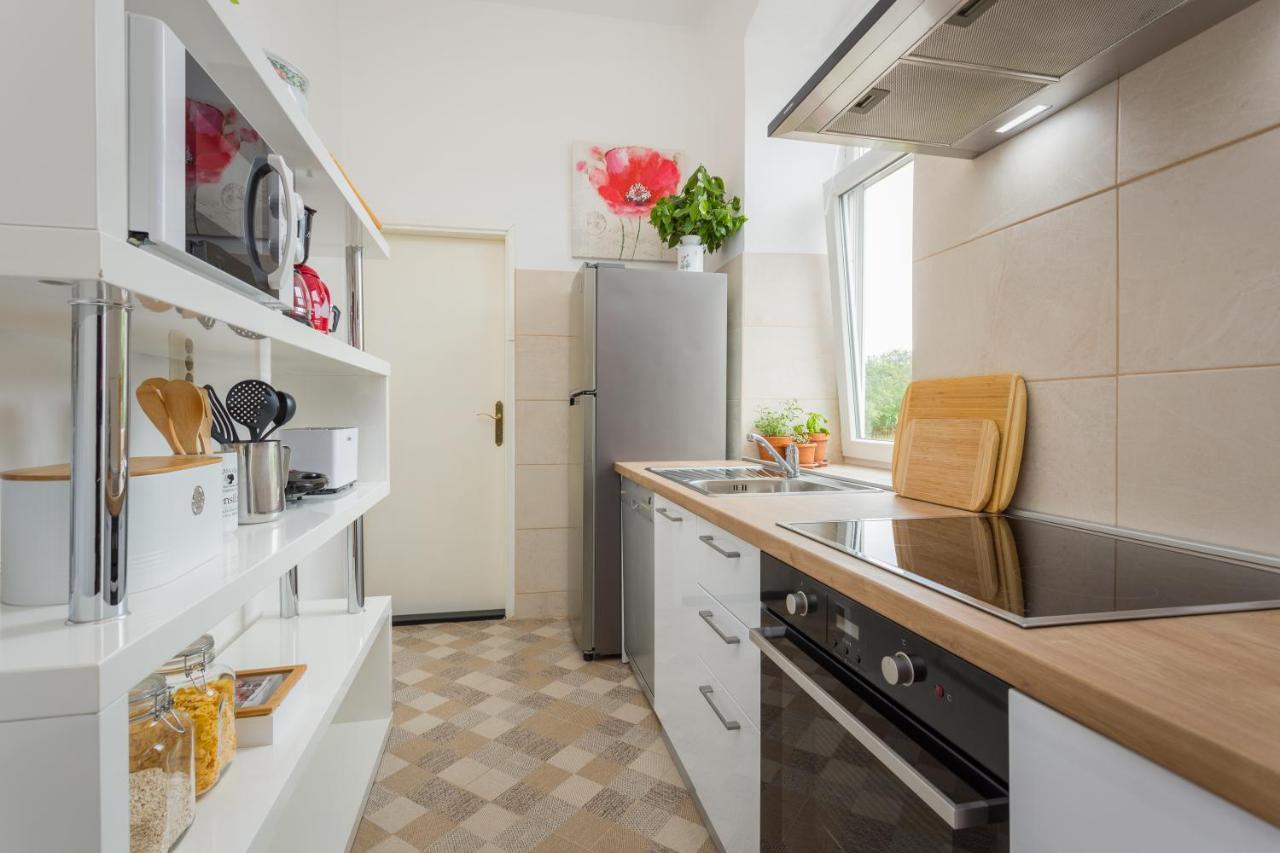Apartman Lussi Pula Zewnętrze zdjęcie